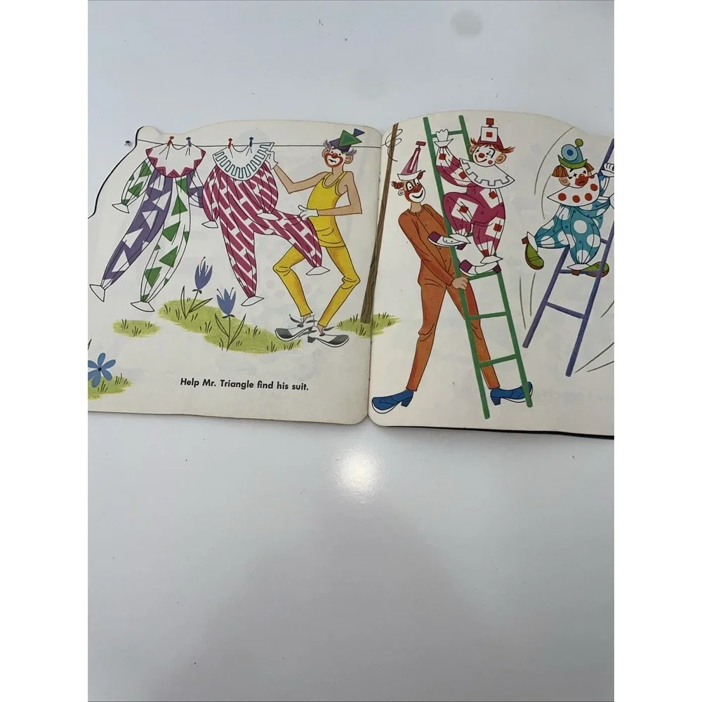 Fun with Shapes Happy Helper, A Golden Shape Paperback Book, 1972‎ Vintage